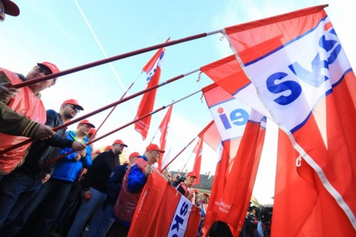 Postani član najmočnejšega industrijskega sindikata v Sloveniji